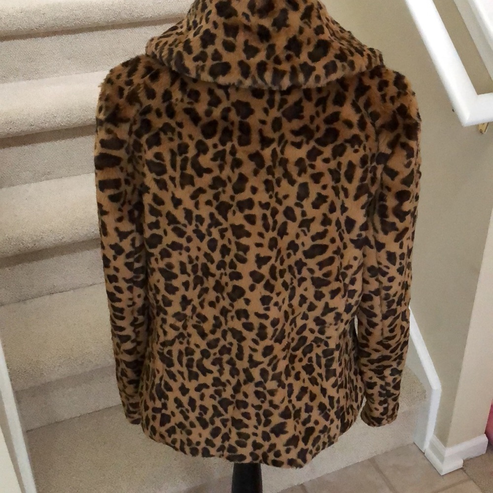NEW Banana Republic Women’s Faux Fur Leopard jacket.  Size L - Picture 2 of 11